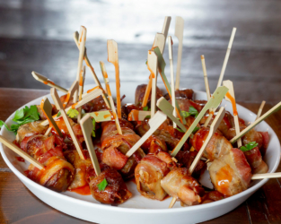 Event food - bacon wrapped sausage skewers